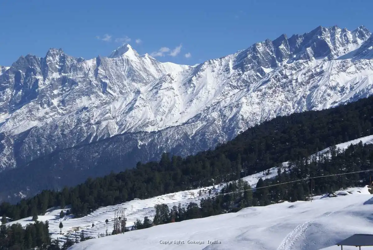 auli-skiing-tour-joshimath